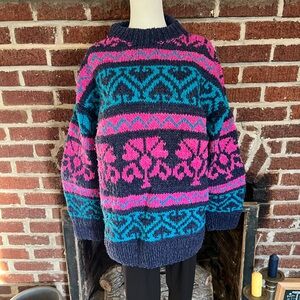 **SOLD** VINTAGE women's rey wear colorful wool sweater